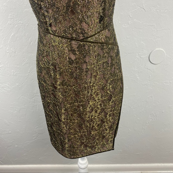 BCBG MaxAzria gold metallic lace "Tenya"
cocktail mini dress size 6 - Picture 3 of 12